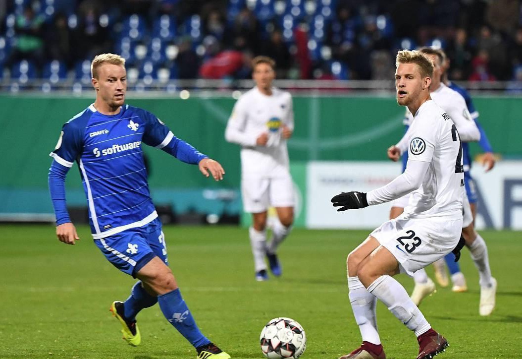 他在长杆和 他在长杆和