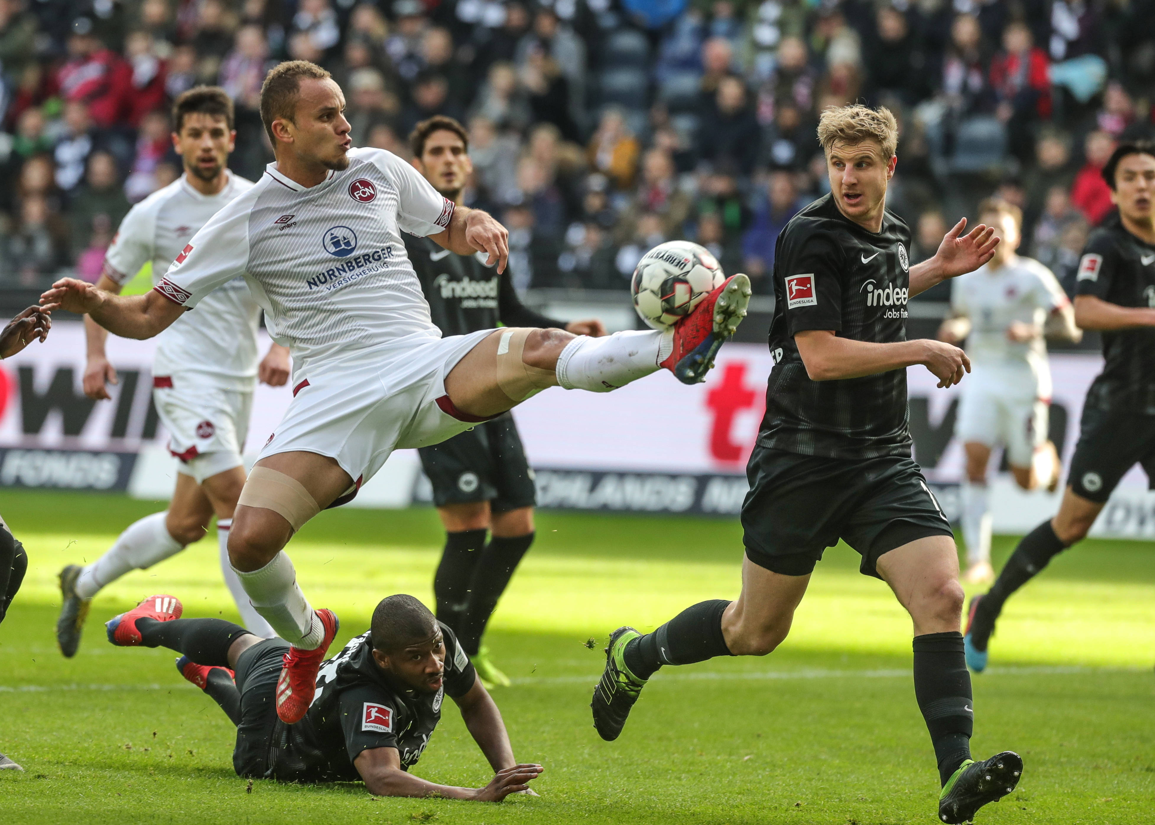 一个难忘且 一个难忘且