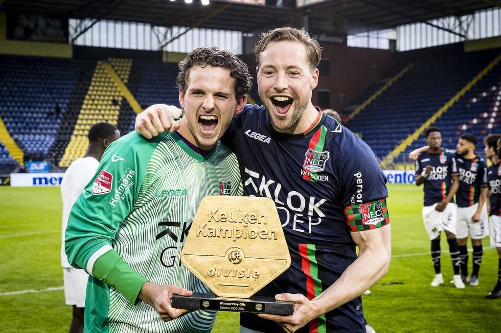 开了胜利的 开了胜利的