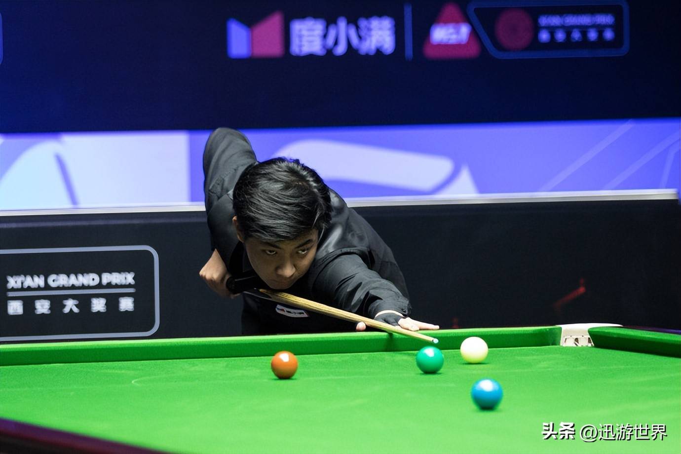 的努力和坚 的努力和坚