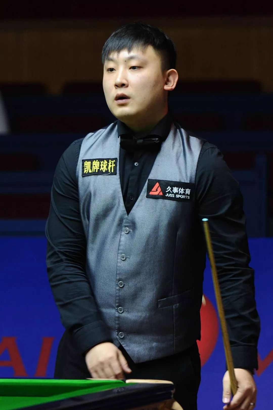 管理进行更 管理进行更