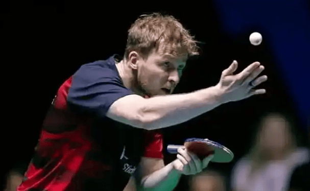 以2杆优势 以2杆优势