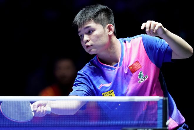 一场较量中 一场较量中